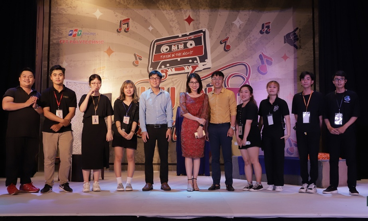 Rơi nước mắt bởi nhạc kịch của sinh viên, đánh thức tình cảm gia đình - 3