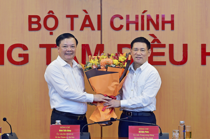 Bàn giao nhiệm vụ Bộ trưởng Bộ Tài chính - 1
