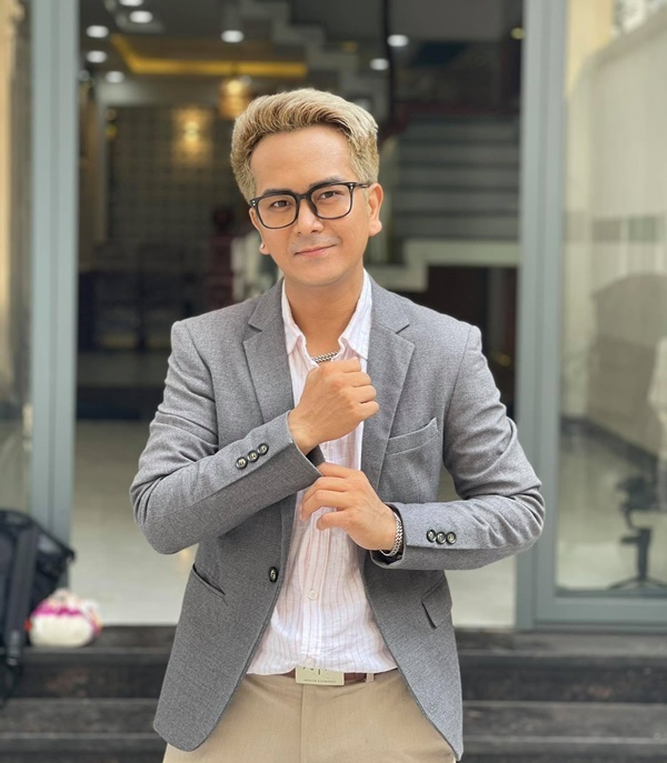 Hùng Thuận 'Đất Phương Nam' làm thêm nghề 'cò đất' - 2