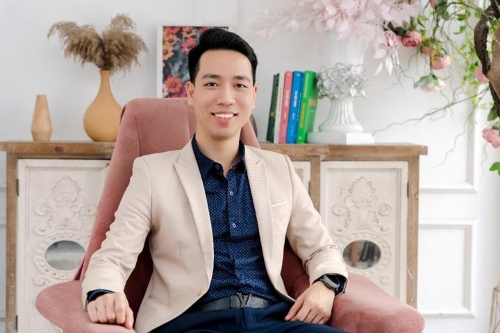 Bác sĩ Đoàn Hải Đăng và nỗ lực phát triển hệ thống Shop Jim Tồ - 2