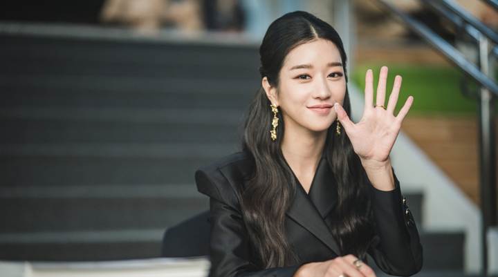 Seo Ye Ji: 'Điên nữ" ngoài đời thật, ép người yêu thô lỗ với bạn diễn vì ghen? - 7