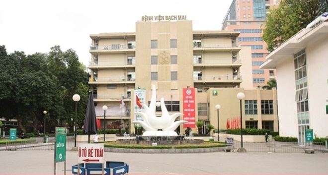 Vì sao hơn 200 nhân viên Bệnh viện Bạch Mai nghỉ việc? - 1