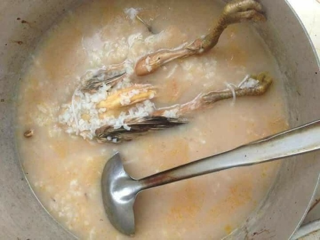 Hoảng hốt trước các món gà 'tấn công thị giác' người ăn, nhìn thôi đã muốn chạy - 3