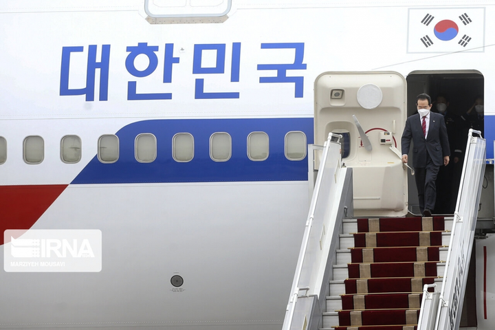 Thủ tướng Hàn Quốc thăm Iran lần đầu tiên sau 44 năm - 1
