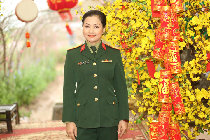 Cuộc sống đời thường của ông Quân phim 'Hướng dương ngược nắng' - 11