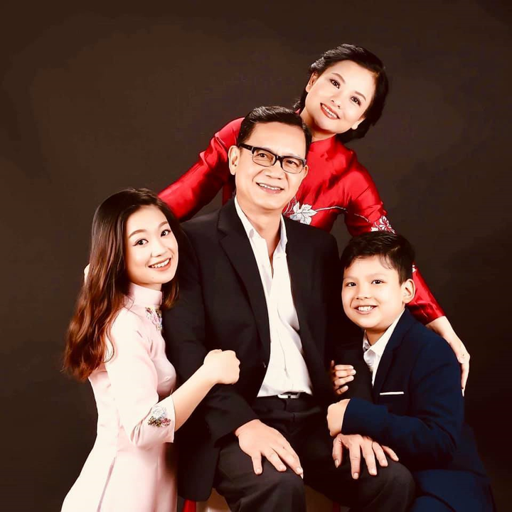 Cuộc sống đời thường của ông Quân phim 'Hướng dương ngược nắng' - 5