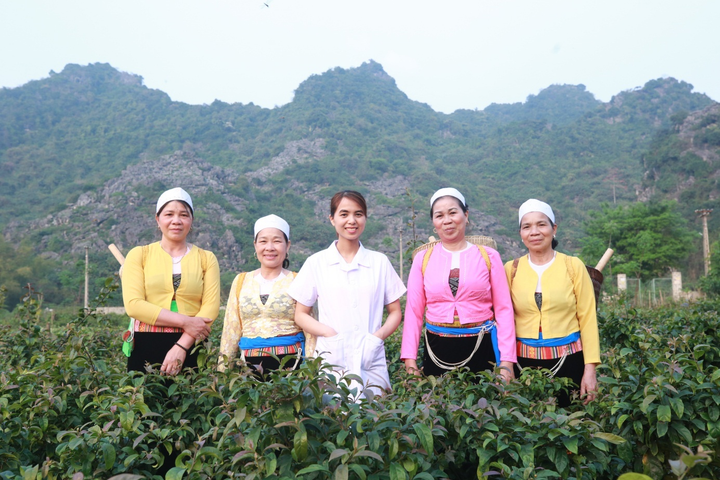 Bác sĩ Nông Thị Lan: Kho thuốc sống của người Mường Hòa Bình - 1