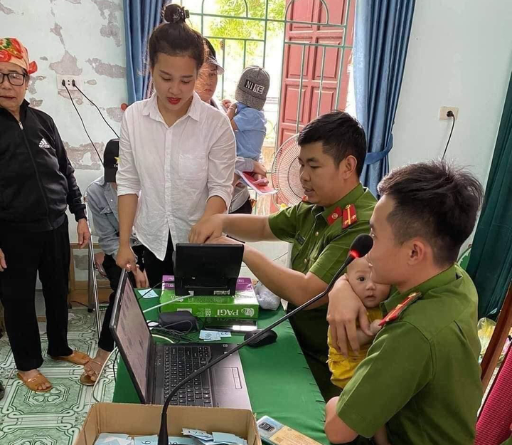 Cán bộ cơ sở thu phí căn cước sai quy định: GĐ Công an Hải Phòng lên tiếng - 3