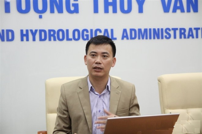 Hà Nội sắp đón đợt rét đầu tiên, miền Trung mưa rất lớn - 1