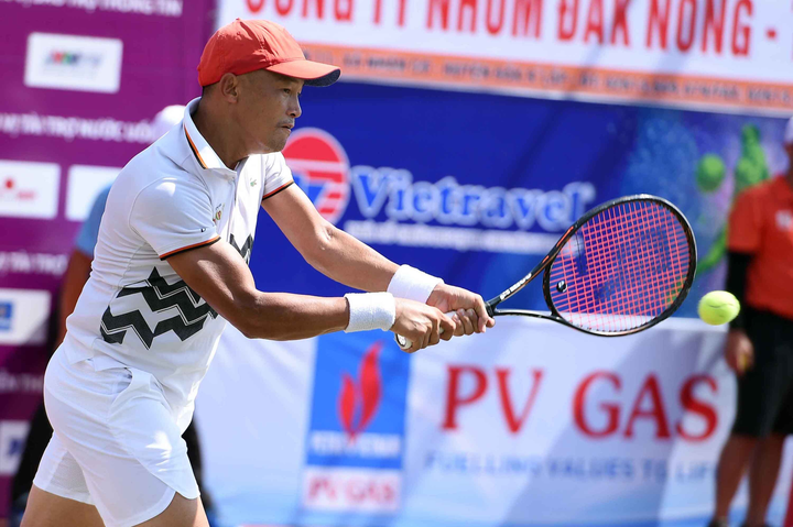 Giải quần vợt đồng đội VĐQG: Lý Hoàng Nam thắng đậm, CLB Hải Đăng vào tứ kết - 2