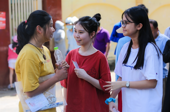 Các trường ưu tiên tuyển thí sinh có chứng chỉ quốc tế: Liệu có công bằng? - 2