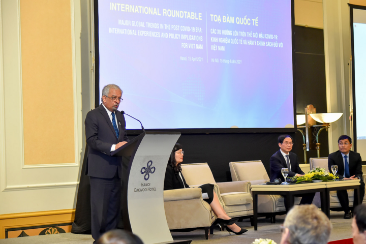 'Con thuyền Việt Nam tự tin bơi trên biển lớn chủ động và tích cực' - 2