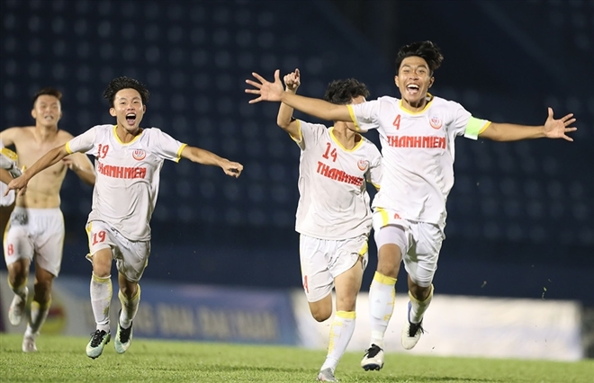 Tỏa sáng ở Học viện Nutifood, em họ Công Phượng được gọi lên U18 Việt Nam - 2