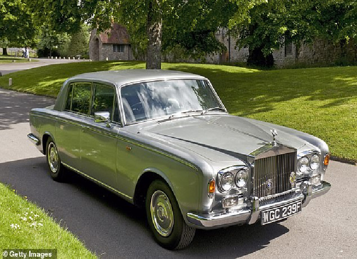 Tên ấu dâm hoành hành suốt 20 năm dưới mác đại gia đi xe Rolls Royce - 2