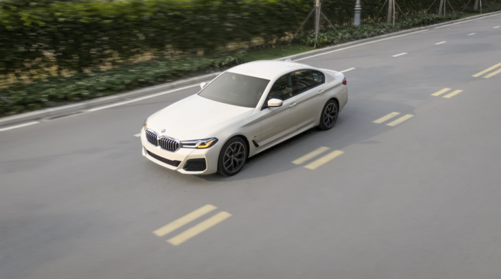 Khám phá BMW 5 Series LCI 2021 vừa ra mắt - 7