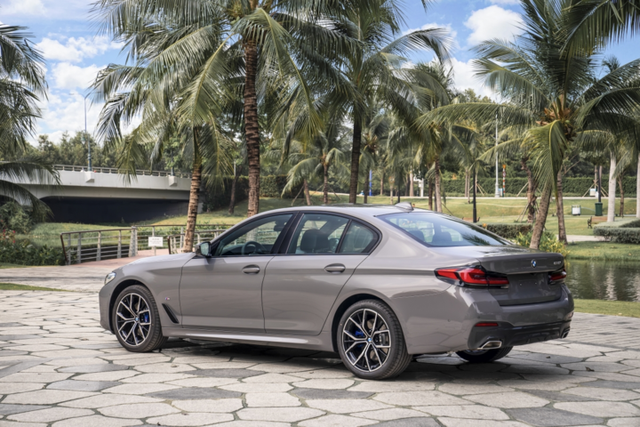 Khám phá BMW 5 Series LCI 2021 vừa ra mắt - 9