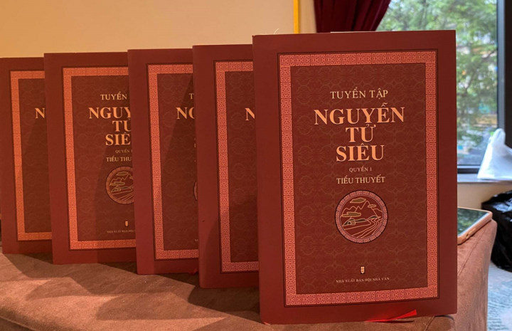Ra mắt tuyển tập của gia đình nhà văn Nguyễn Như Phong - 2