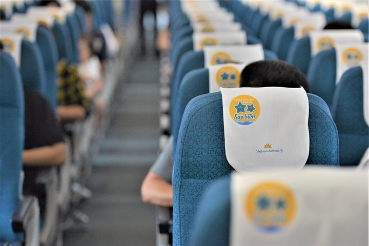 Lan tỏa thông điệp bảo vệ sao biển trên các chuyến bay đến Phú Quốc - 1