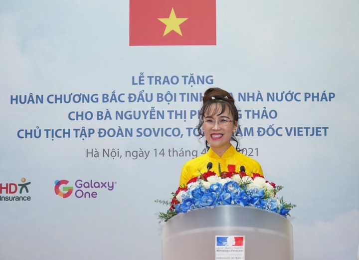 Bà Nguyễn Thị Phương Thảo nhận Huân chương Bắc đẩu bội tinh - 2