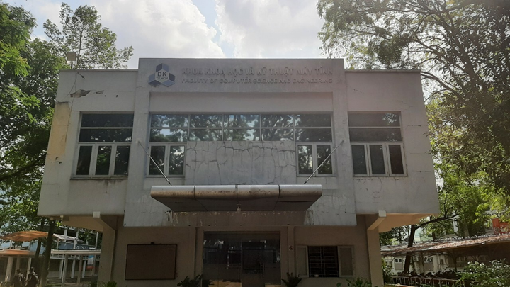 Học phí đại học tăng 'sốc': Trường muốn người học cùng chia sẻ - 2