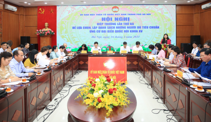 Một người tự ứng cử ĐBQH ở Hà Nội vừa bị bắt về tội gì? - 1