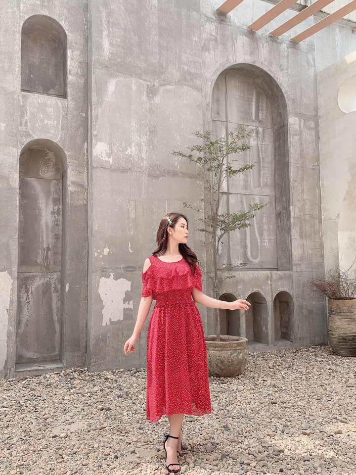 Nguyễn Hoài Shop: Cửa hàng thời trang dẫn đầu xu hướng - 1