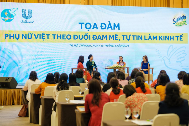 Phụ nữ thời đại 4.0 đủ tự tin và trí tuệ để khởi sự kinh doanh - 1