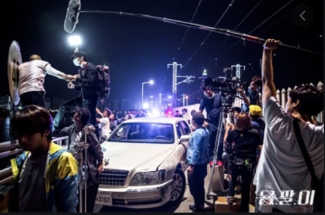 'Bóc mẽ' bí mật hậu trường phim Hàn, có thật ngầu như bạn thấy trên phim? - 12