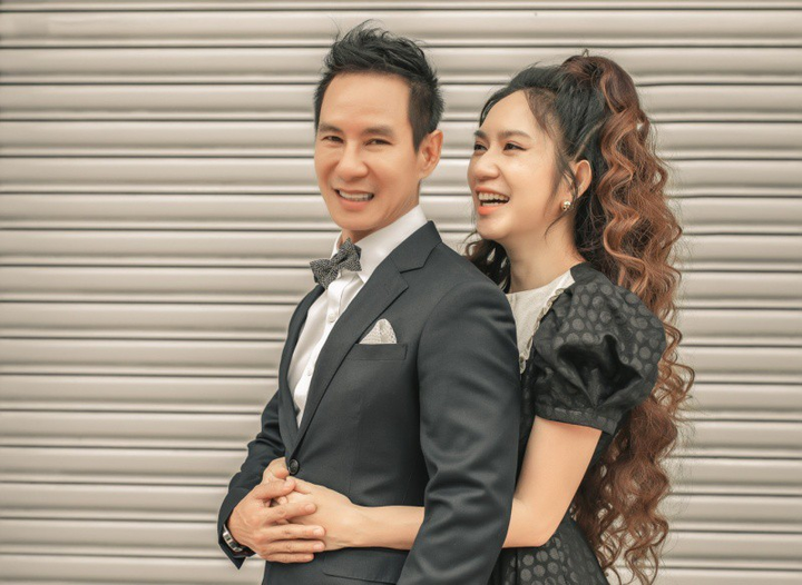 Lý Hải: Chưa từng tặng hoa, nhưng vợ thích mua gì tôi đều chiều - 3