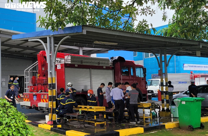 Điều tra nguyên nhân vụ cháy khiến 3 công nhân chết trong đêm ở Bắc Ninh - 1