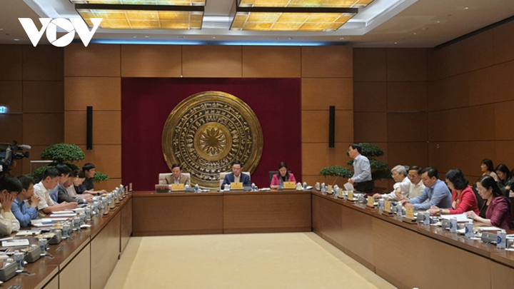 Buổi làm việc đầu tiên của Chủ tịch Quốc hội Vương Đình Huệ với Ủy ban Tư pháp - 2