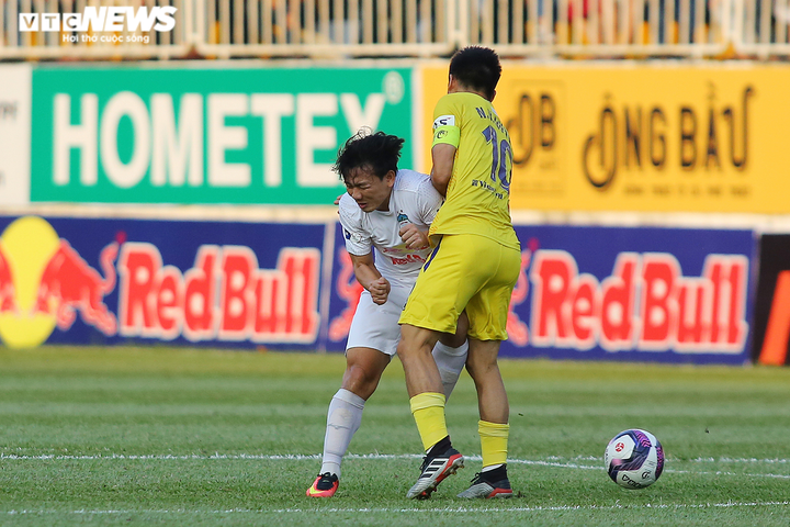 Tuyển Việt Nam 'chia đôi thi đấu', đại chiến HAGL vs Hà Nội FC căng như dây đàn - 7
