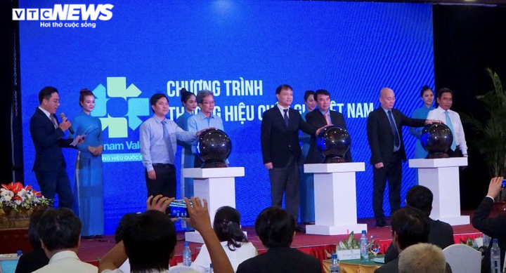 Uy tín quốc gia của Việt Nam tăng nhờ phản ứng nhanh nhạy của Chính phủ - 1