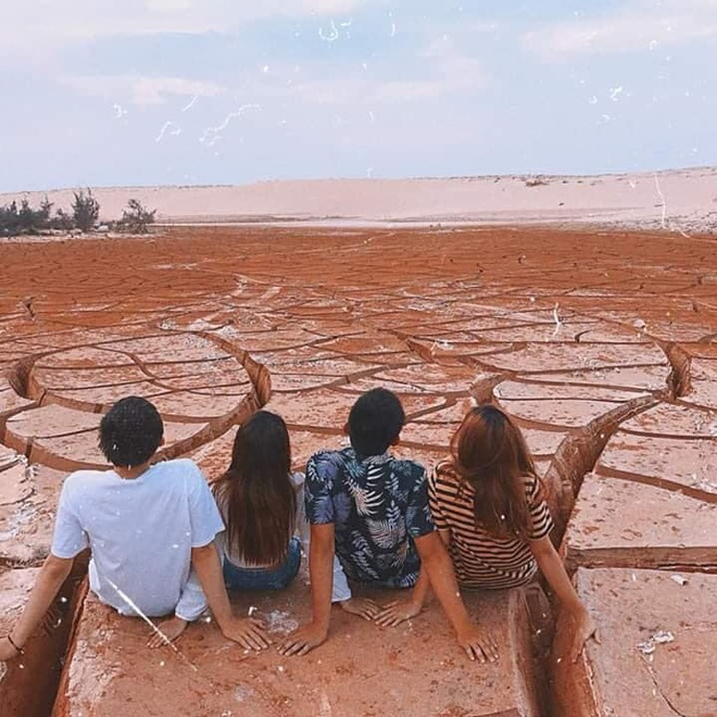 Phát hiện chốn sống ảo 'Sa mạc đất nứt' mới, vừa độc vừa đẹp ngay tại Việt Nam - 6