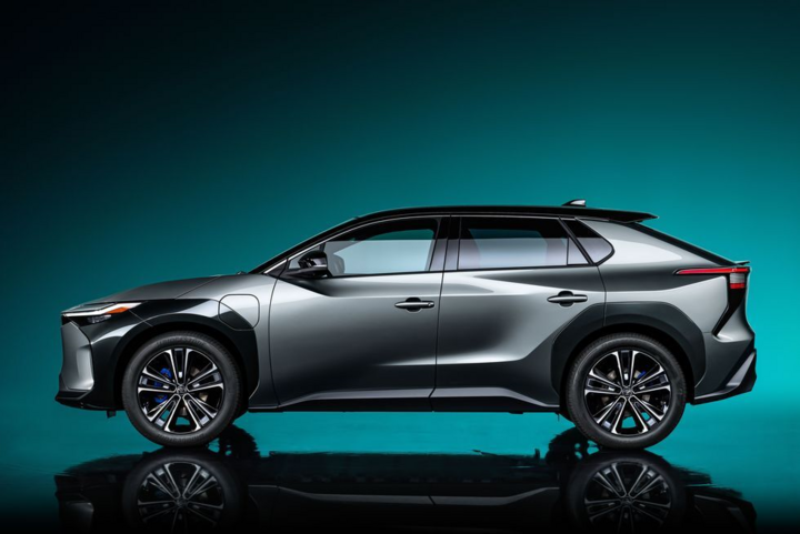 Ngắm concept SUV chạy điện đẹp như mơ của Toyota - 4