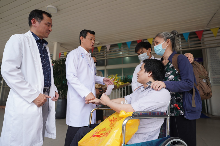 Nằm viện 11 năm được bảo hiểm chi trả hơn 38 tỷ đồng: BHXH TP.HCM nói gì? - 2