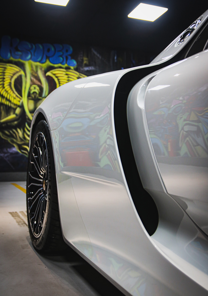 Siêu xe đắt nhất của Porsche về Việt Nam, giá khoảng 60 tỷ đồng - 12