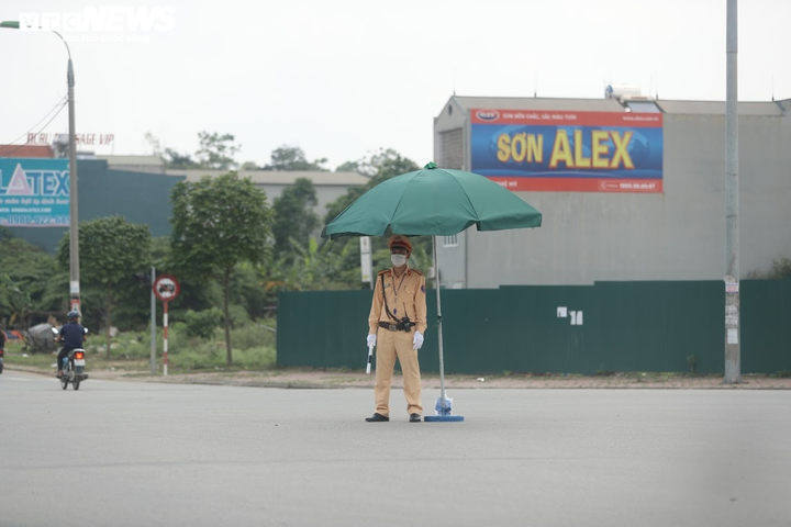 Cận cảnh trận địa pháo hoa lễ hội Đền Hùng 2021 trước giờ khai hỏa - 11