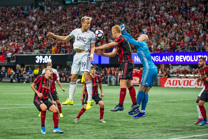 Super League: Tuyệt đỉnh thế giới hay giải đấu của những kẻ hám tiền? - 5