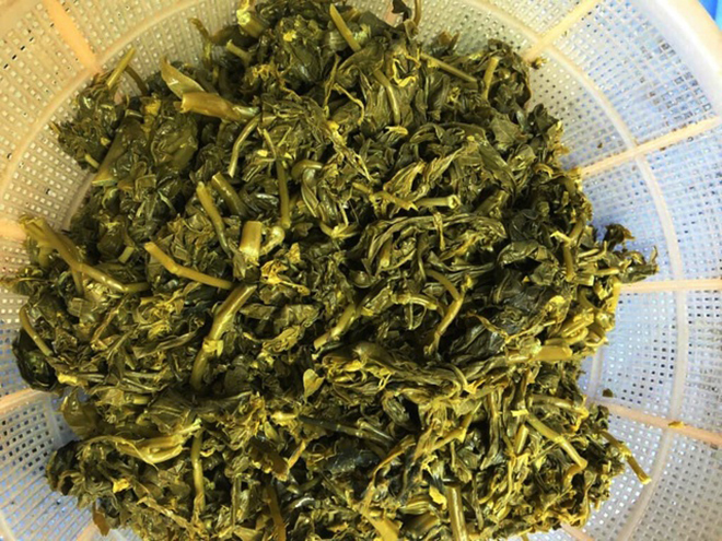 Canh rau sắn chua nấu cá - Đặc sản bình dị của người dân đất Tổ Vua Hùng - 5