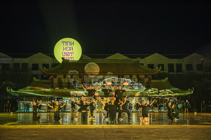 Đột nhập hậu trường show diễn tại Phú Quốc United Center trước giờ khai trương - 2