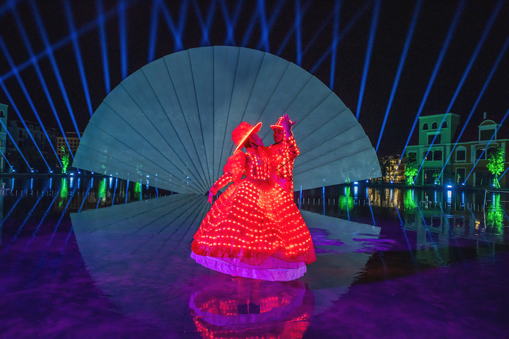 Đột nhập hậu trường show diễn tại Phú Quốc United Center trước giờ khai trương - 9