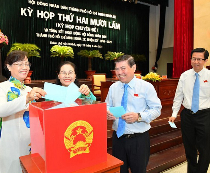 Ông Nguyễn Văn Dũng được bầu làm Phó Chủ tịch HĐND TP.HCM - 1