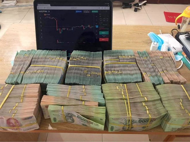 Cái kết đắng khi làm giàu bằng 'chơi Forex' - 1