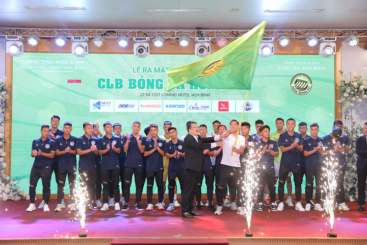 Chủ tịch CLB Hoà Bình: 5-7 năm nữa mới nghĩ tới V-League - 1
