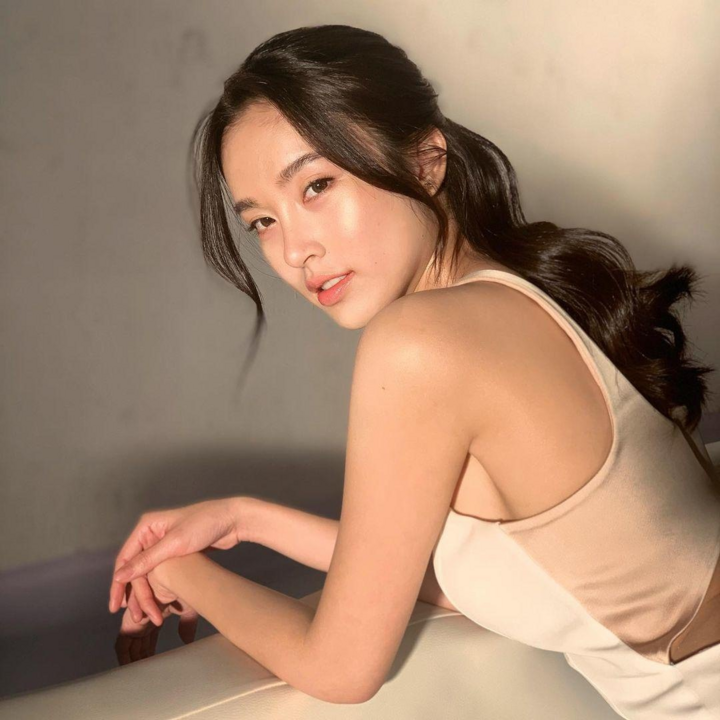 nong poy tuổi 35 ảnh 8 Ảnh mặt mộc tuổi 35 của hoa hậu chuyển giới đẹp nhất Thái Lan - 8