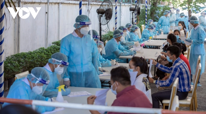 655 ca mắc COVID-19 trong một ngày, Campuchia lập kỷ lục mới - 2