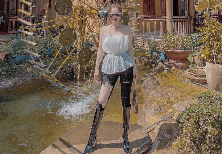 Muôn kiểu thời trang độc lạ tại Huy Si Hiệu - 2