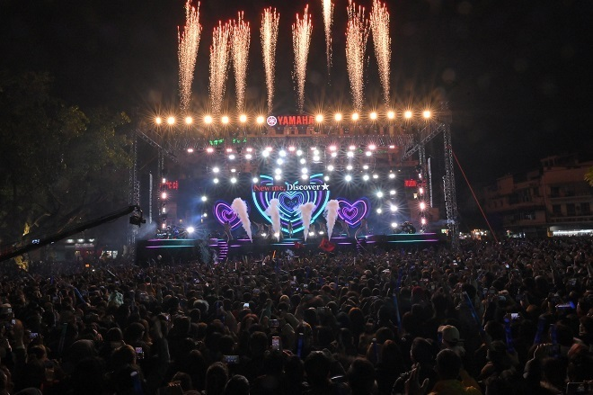 Checkin ngắm pháo hoa cực chất tại Yamaha Expo Đà Nẵng dịp lễ 30/4 - 5