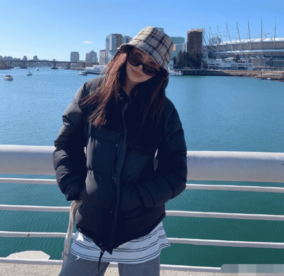 'Đệ nhất mỹ nhân' Vương Tổ Hiền gây sửng sốt với nhan sắc tuổi U60 - 3